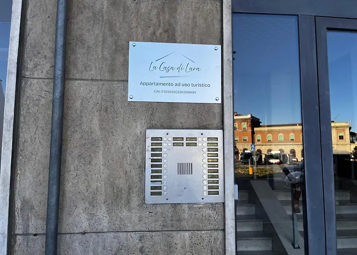 La Casa Di Lara